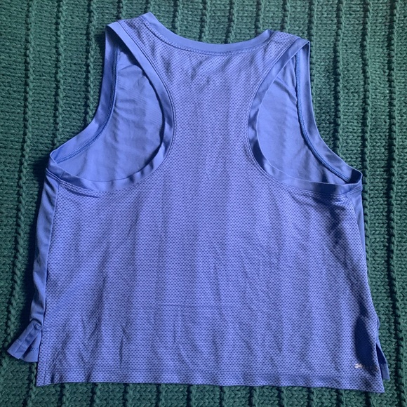 Nike Dri-Fit City Core Muscle Tank - Picture 3 of 4
